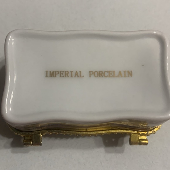 Imperial Porcelain Rose Gold Pill / trinket box Psalm 73:26 verse on top - Picture 4 of 6